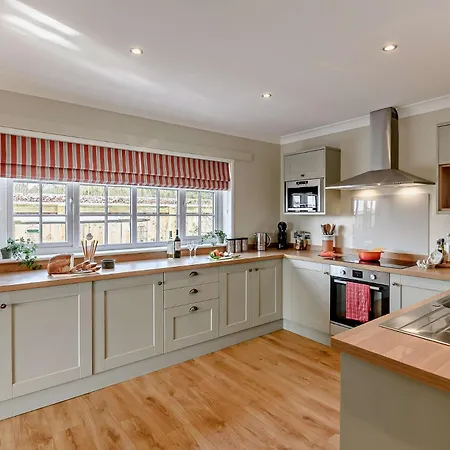 3 Bed In Thirsk 91245 *